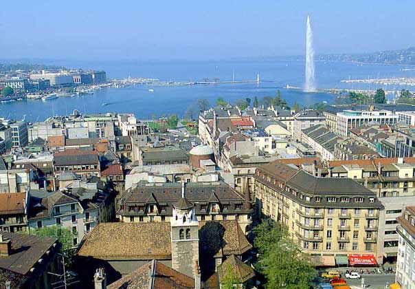 ЖЕНЕВА, главный город одноименного кантона, расположена на берегу Женевского озера.